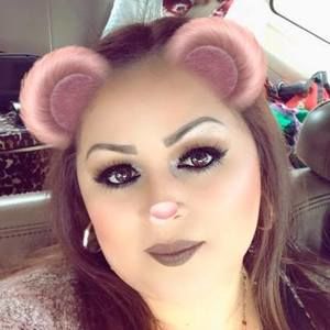 Meet your Posher, Angie